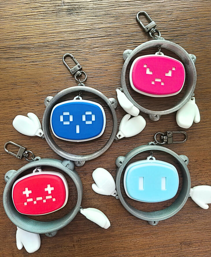 Double sided emoji keychain - FFXIV Outrunner